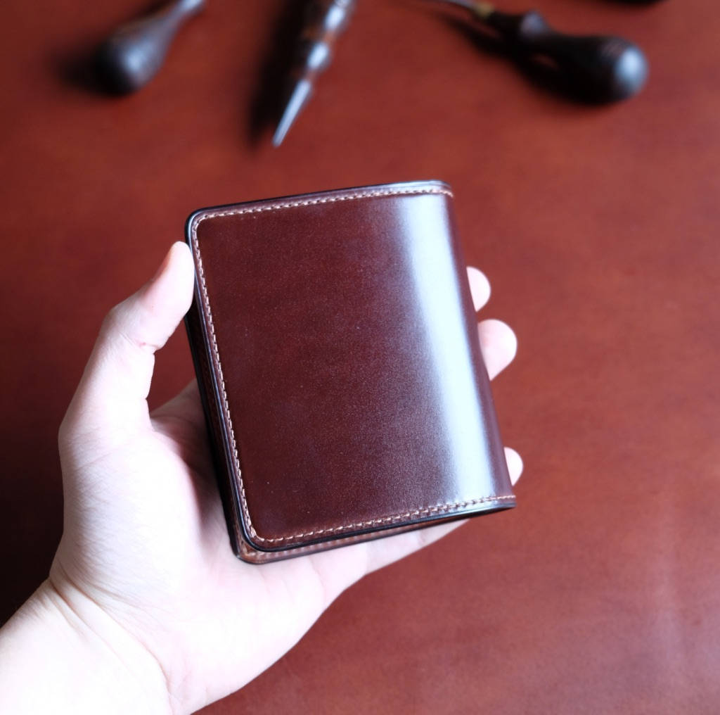 SV01COIN - Bifold Wallet - Japanese Shinki Hikaku shell cordovan - Burgundy / Camel / Made to Order
