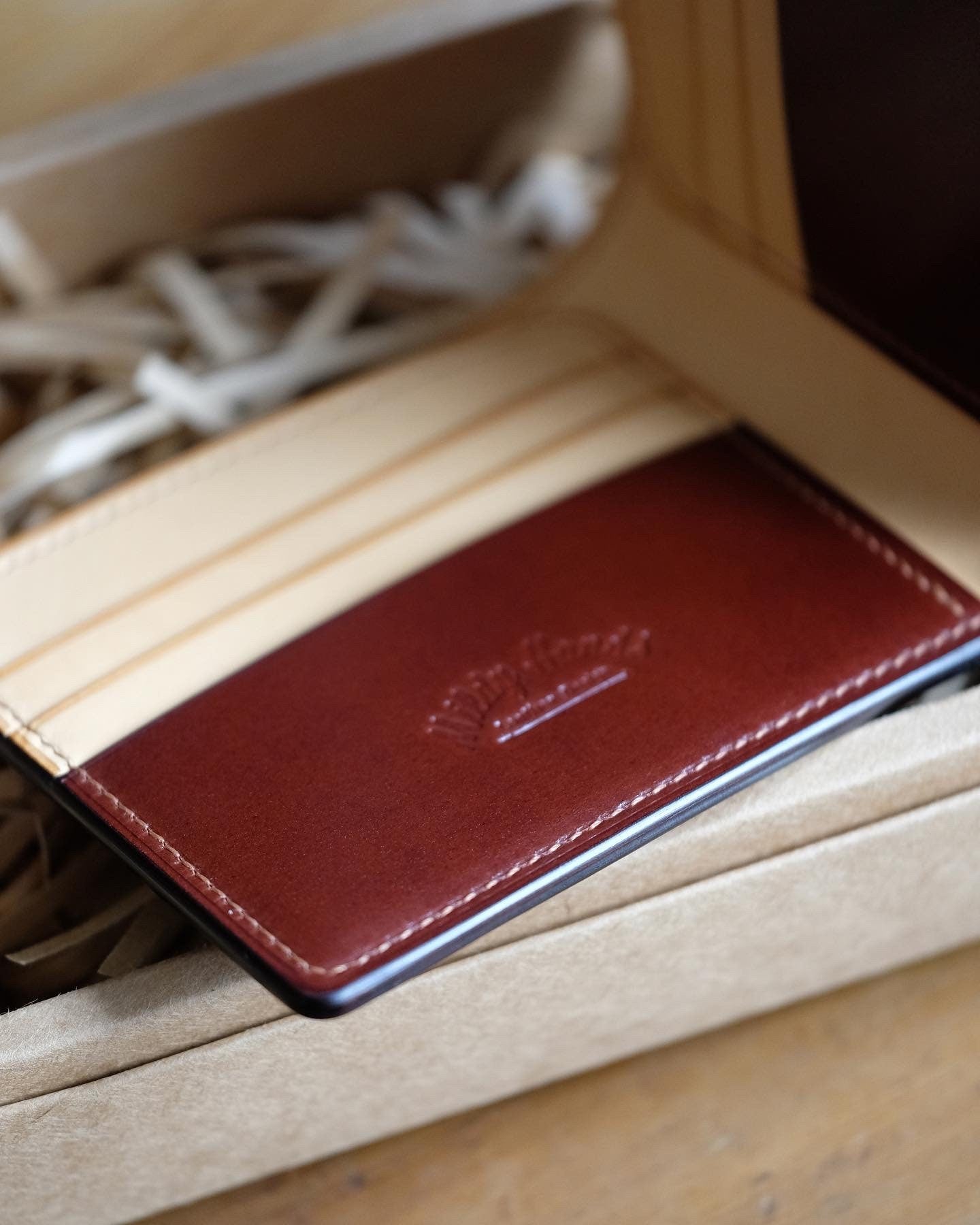 SW01 - Bifold Wallet - Japanese Shinki Hikaku Shell Cordovan - Burgundy / Nature / First card slots in shell corodvan / Made to Order