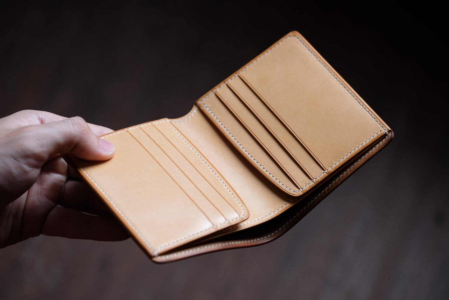 SV01 Bifold Wallet / Bourbon Horween shell cordovan / Natural Buttero / In stock
