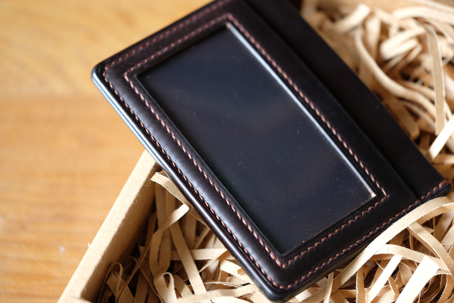 D01W Card Wallet — Horween Shell Cordovan
