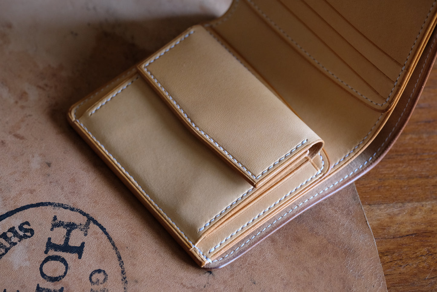 SV01COIN Bifold Wallet — Horween Shell Cordovan & Buttero Leather